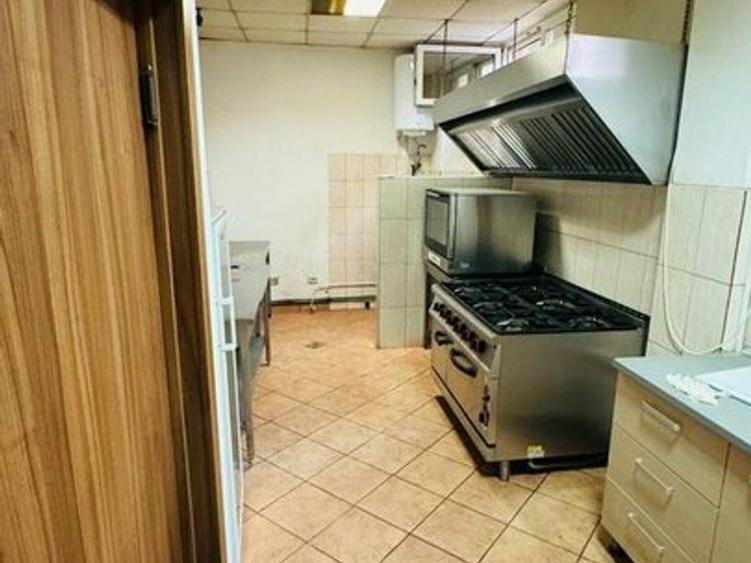 Spatiu comercial de inchiriat, vad , vitina 2 front Vlaicu Arad