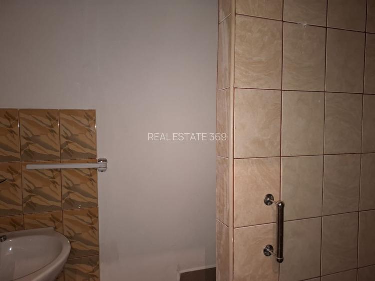 URGENT!, vila singur curte, TEREN IN PROPRIETATE, libera, NEGOCIABIL - 11