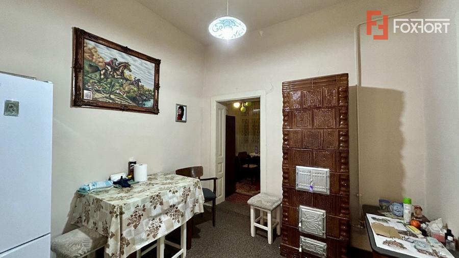 Casa individuala cu 4 camere si teren de 666 mp - zona Bogdanestilor