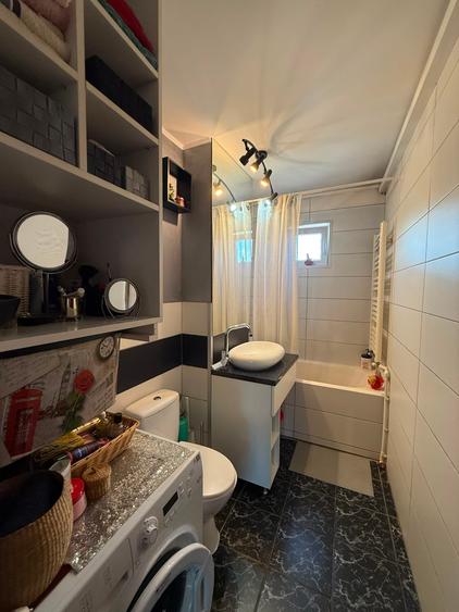 Apartament 2 camere-decomandat-mobilat si utilat, zona Balcescu