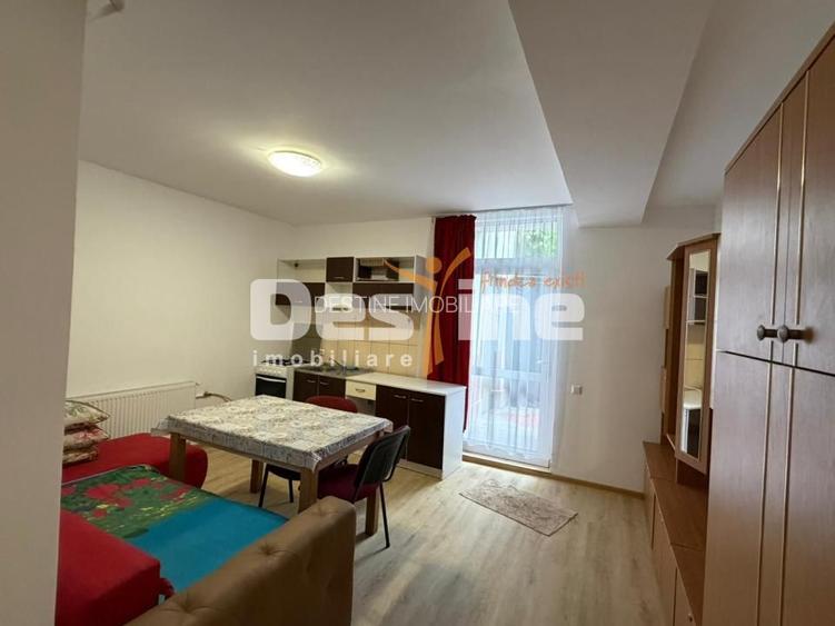 Casa cu 6 unitati, doua locuri de parcare si curte, pozitie excelenta- AFI Mall - 29