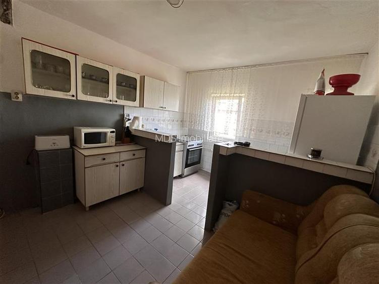 Mobilat si utilat, 55 mp, etaj intermediar in bloc anvelopat - 3