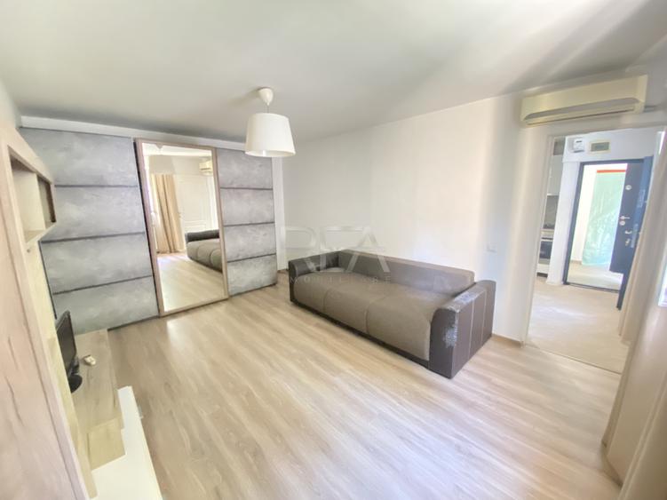 Garsoniera- centrala proprie-curte 50 mp- Metrou tineretului