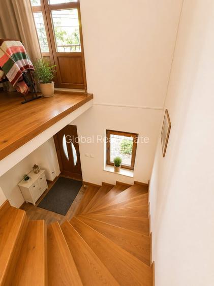 Vila 6 Camere P/M Teren 1000mp Poiana - 44