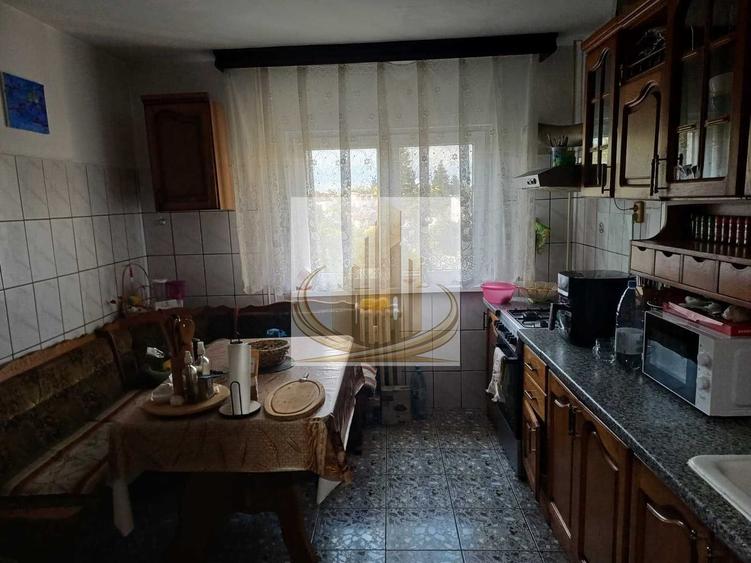 Vand apartament 3 camere doua bai, doua balcoane