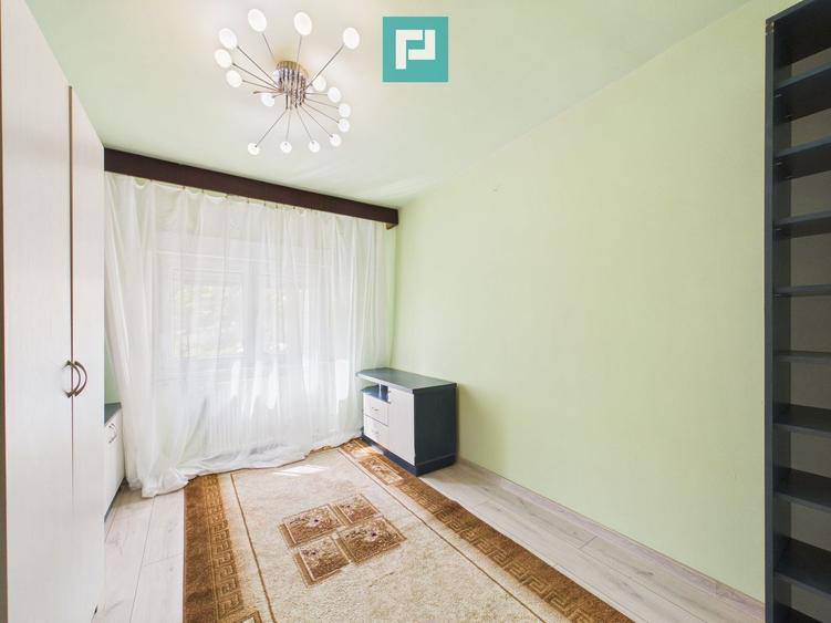Apartament cu 5 camere în zona Polivalentă