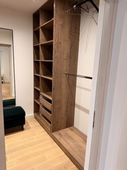 Apartament 3 camere zona Metrou Timpuri Noi