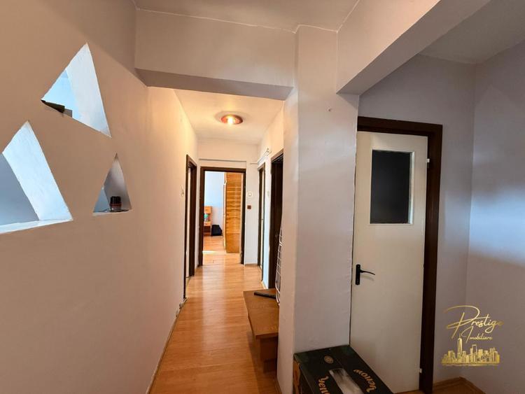 Apartament cu 3 camere de inchiriat in zona Cantemir - Oradea