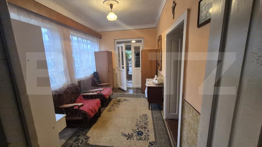 Casa cu 4 dormitoare de vanzare, 190 mp, 1306 mp teren, pe strada Careiului