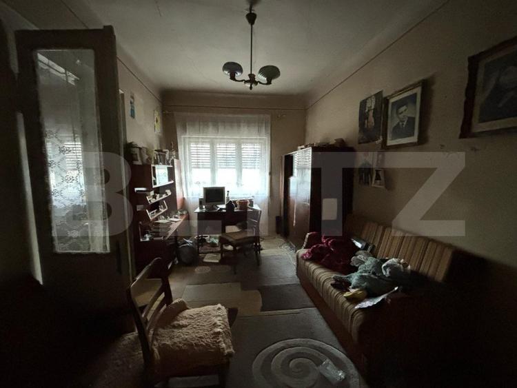 Casa de vanzare in suprafata de 100 mp localizata central in Simleul Silvaniei