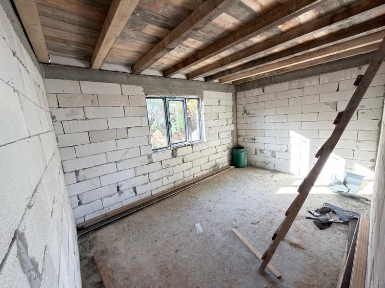 Casa noua din bca la rosu la strada Imparat Traian