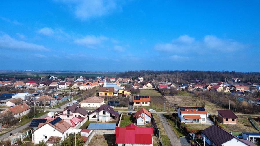 Bazosu Nou - Teren 1200mp - Utilitati