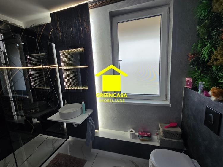 Casă tip duplex | 5 camere | 3 bai | zona Terra | Florești