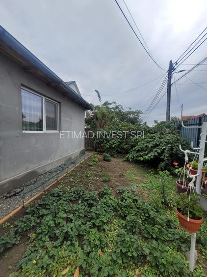 Valu lui Traian -casa 3 camere cu teren 300 mp -gaze la poarta  72500 euro - 34