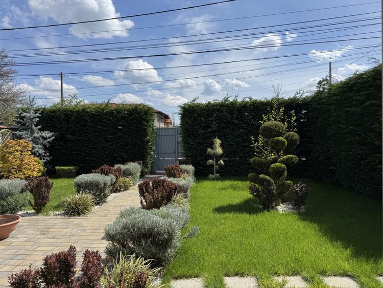 Casa boiereasca renovata complet – Str. Marasesti