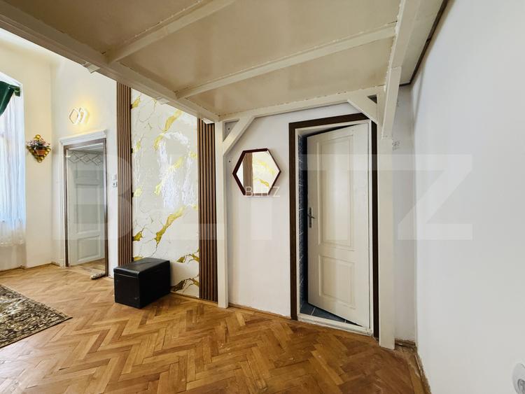 Garsonieră spațioasă, tip duplex, în centrul istoric al Brașovului - 4