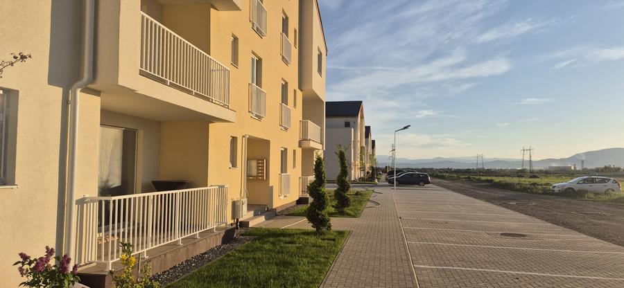 Apartament 3 camere nou, finalizat Sanpetru
