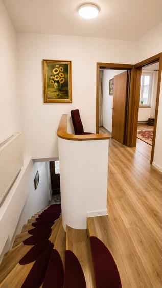 Apartament 4 camere CENTRU VECHI(AXI116)