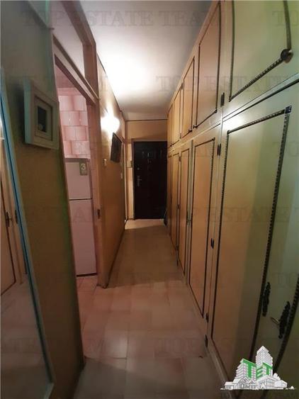 Apartament 2 camere in Calea Vacaresti-Tineretului aproape de metrou