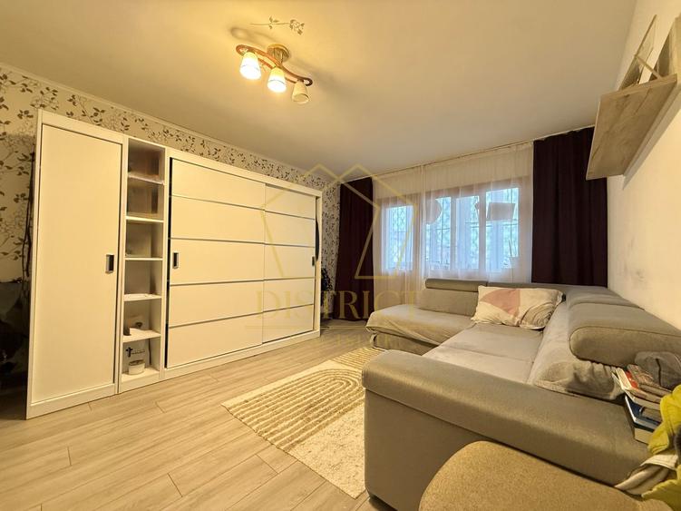Apartament decomandat cu 3 camere si 2 balcoane | Soarelui