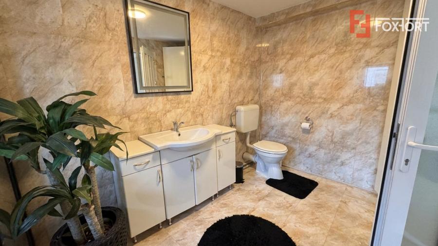 Apartament la curte comuna cu intrare separata, zona Dambovita