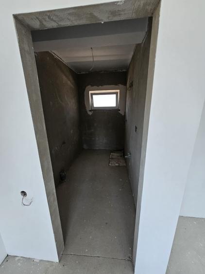 Casa individuala, 130 mp, Garaj, teren 380 mp, zona Dezmir