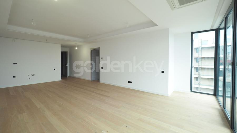Apartament cu 3 camere langa Parcul Verdi