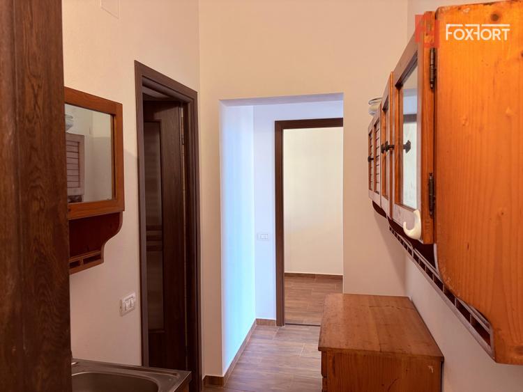 Spatiu comercial 44 mp cu birou si chicineta - zona Iosefin