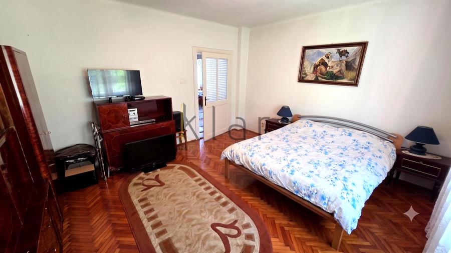 Casa cu teren generos de 607mp, 2 fronturi, Gruia, aproape de stadionul CFR