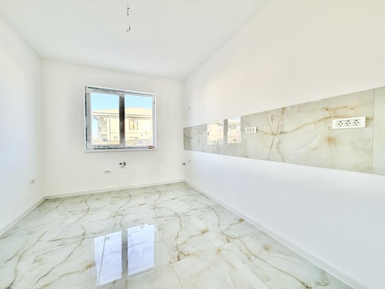 Duplex 4 camere izolat fonic - pozitie excelenta - cartier asfaltat - Mosnita
