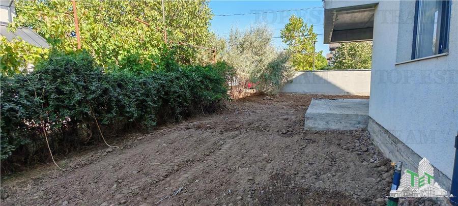 Vila individuala cuplata, in complex rezidential modern, cu 5 camere si mansarda