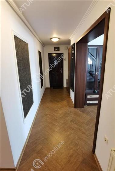 Apartament cu 3 camere decomandate in Sibiu zona Cedonia