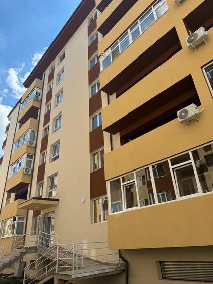 PROMOTIE!!Garsoniera spatioasa 37mp , Metrou Aparatorii Patriei 10-15