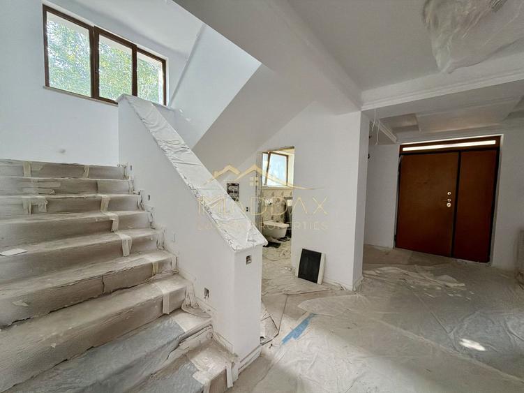 Vila Premium *800mp* // teren *963mp* / garaj cu 6 locuri* // Iancu Nicolae