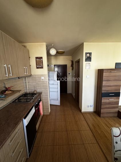 Apartament 2 camere, mobilat, utilat, zona Eroilor
