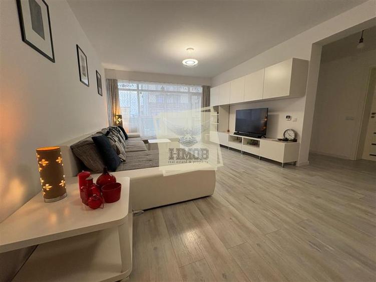 Apartament 3 camere 2 bai si gradina in zona Selimbar