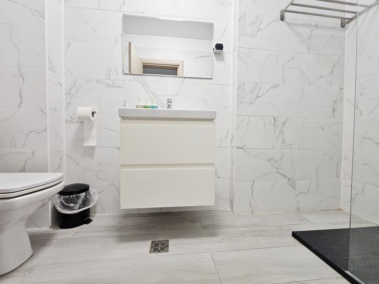 Apartament in rezidenta cu restaurant, piscina si loc de joaca