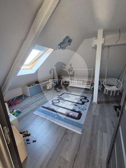 Apartament 4 camere, pe 2 nivele  - 128 mp  -  Centru civic  -  Aurel Vlaicu - 13