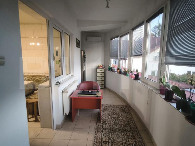 Casa D+P+E+M, 440 mp utili si 735 mp teren, zona Centrala