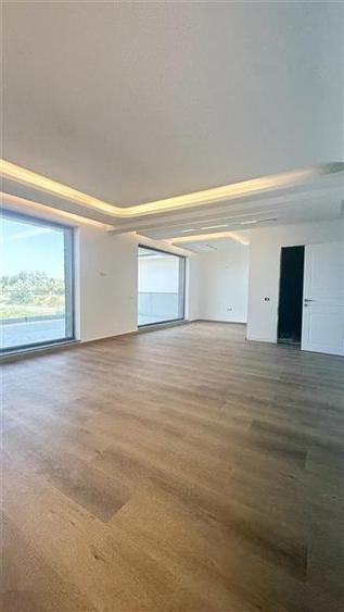Vila Noua Finalizata 2025 | Teren 400 mp | Ansamblu Rezidential Nou Midia Navoda