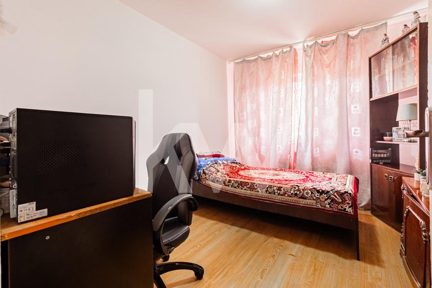 Apartament 3 camere de vanzare -Bartolomeu