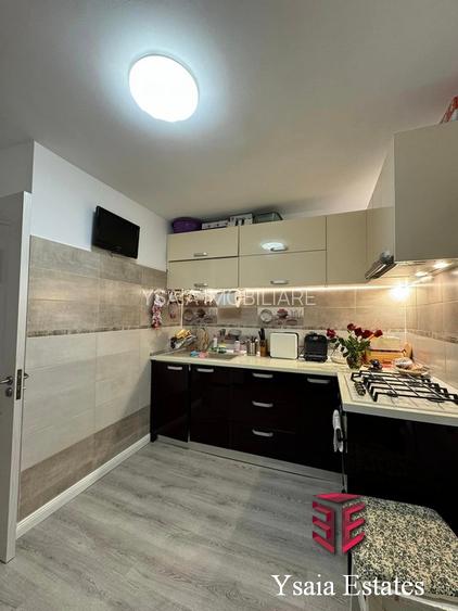 YSAIA IMOBILIARE - 3 DECOMANDATE LA VANZARE - TOMIS 3 - GAZE - 2 BAI - - 37
