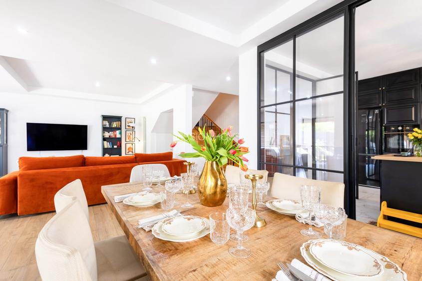 Duplex modern cu vedere către Palatul Mogoșoaia | teren 528 mp - 2