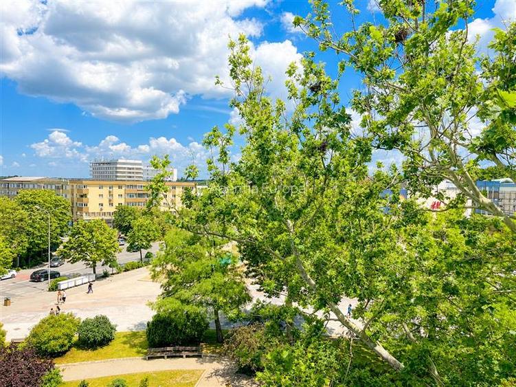 Apartament deosebit în Piața Civică Tulcea | 90 mp | 2 băi | - 20