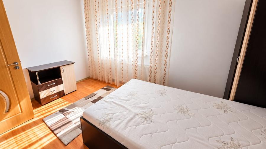Inchiriez apartament 2 camere