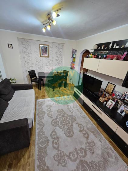 DEVÂNZARE APARTAMENT CU 2CAMERE ȘI 2BALCOANE