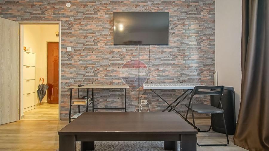 Comision 0 %! Apartament cu 2 camere de vânzare în zona Florilor