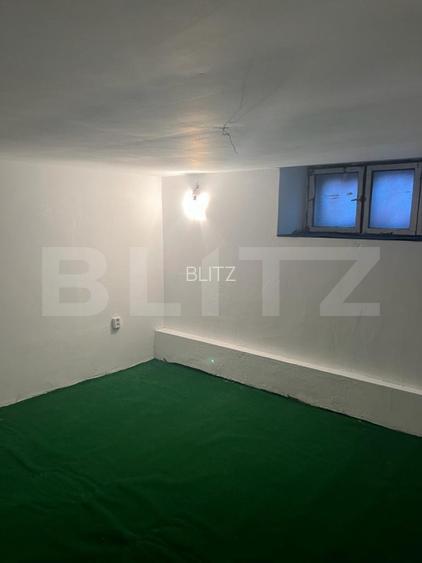 De vanzare, casa in Schei - 17