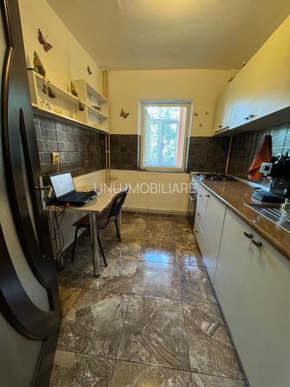 Apartament cu 2 camere decomandat în Alexandru cel Bun - 4