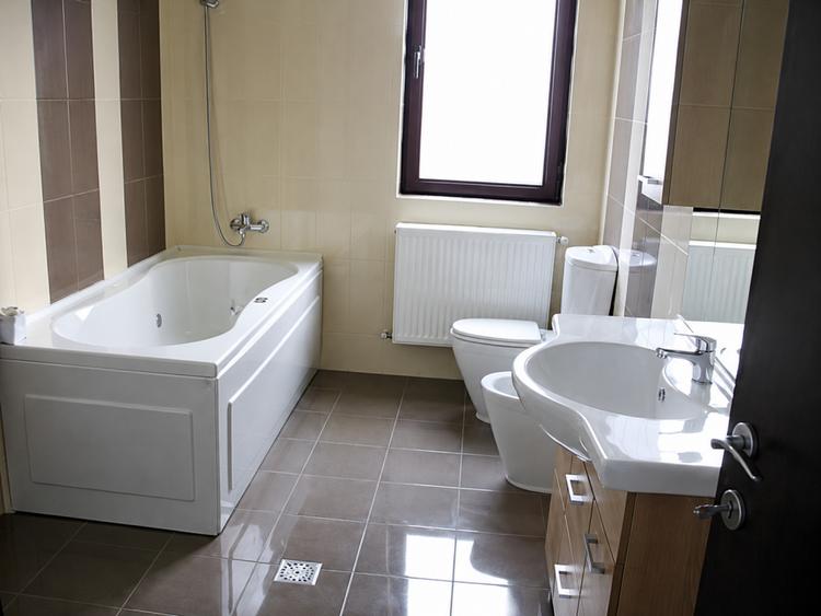 Vilă 5 Camere cu Curte Proprie | Pipera | Ideală Birou sau Locuință